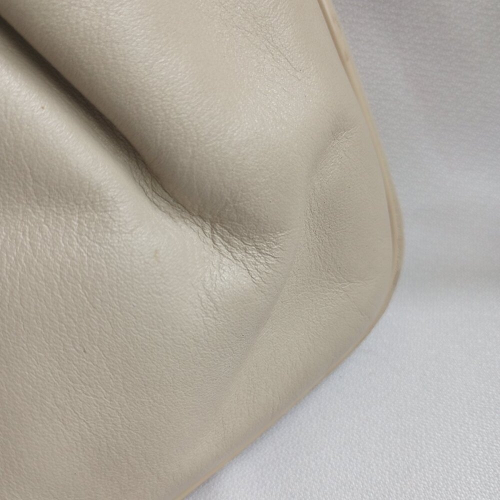 ***SOLD***  Etienne Aigner Taupe Beige Shoulder Bag - Picture 3 of 9